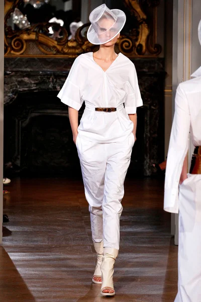Look 22